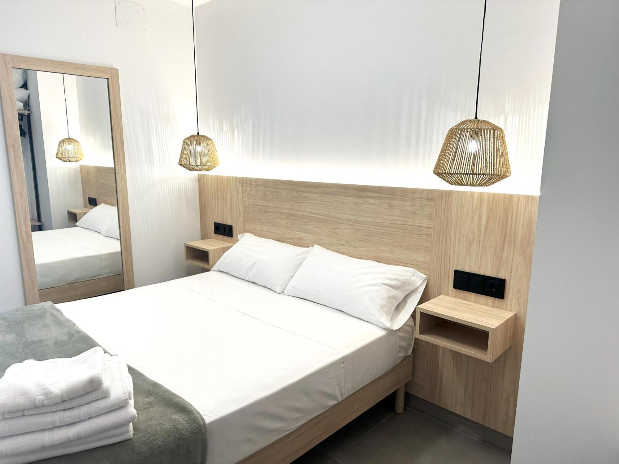 Almar 52 Suites Валенсия Экстерьер фото