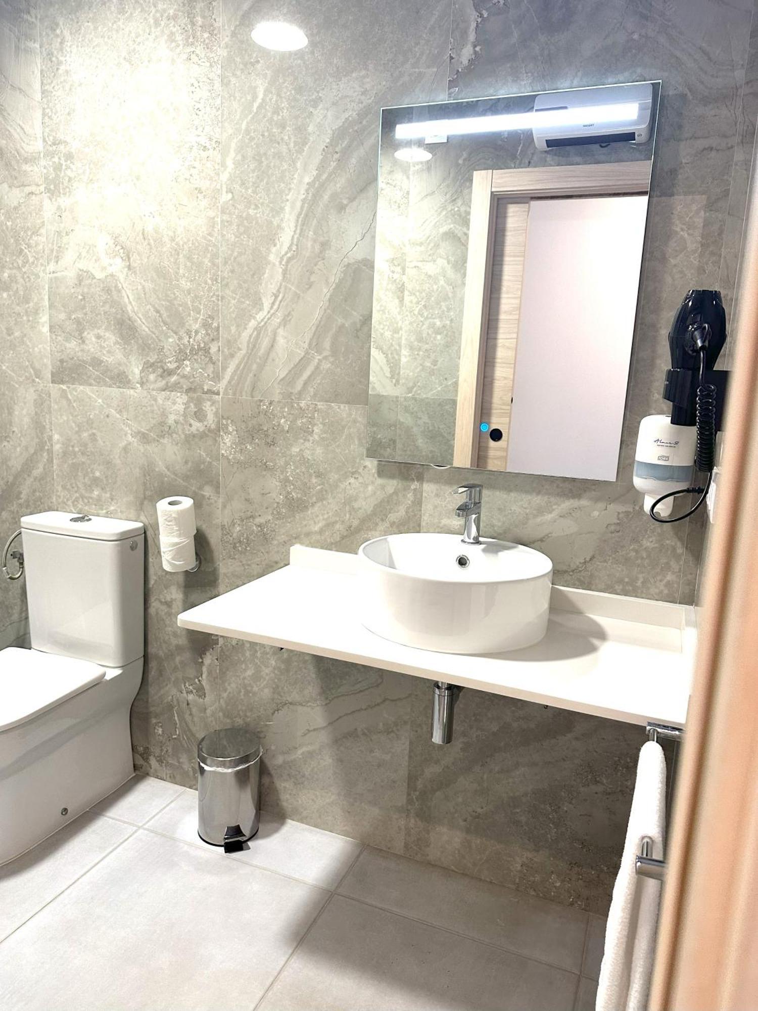 Almar 52 Suites Валенсия Экстерьер фото