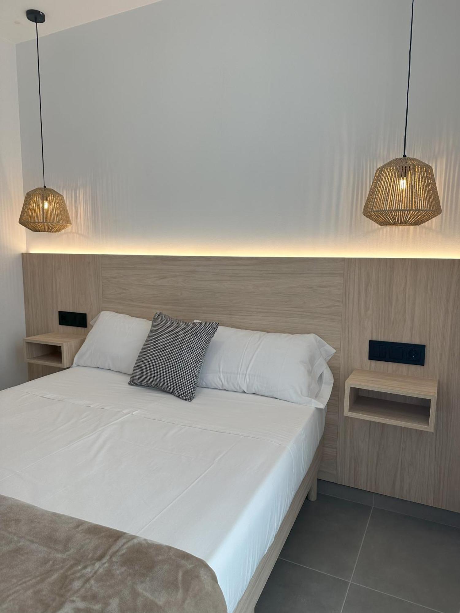 Almar 52 Suites Валенсия Экстерьер фото